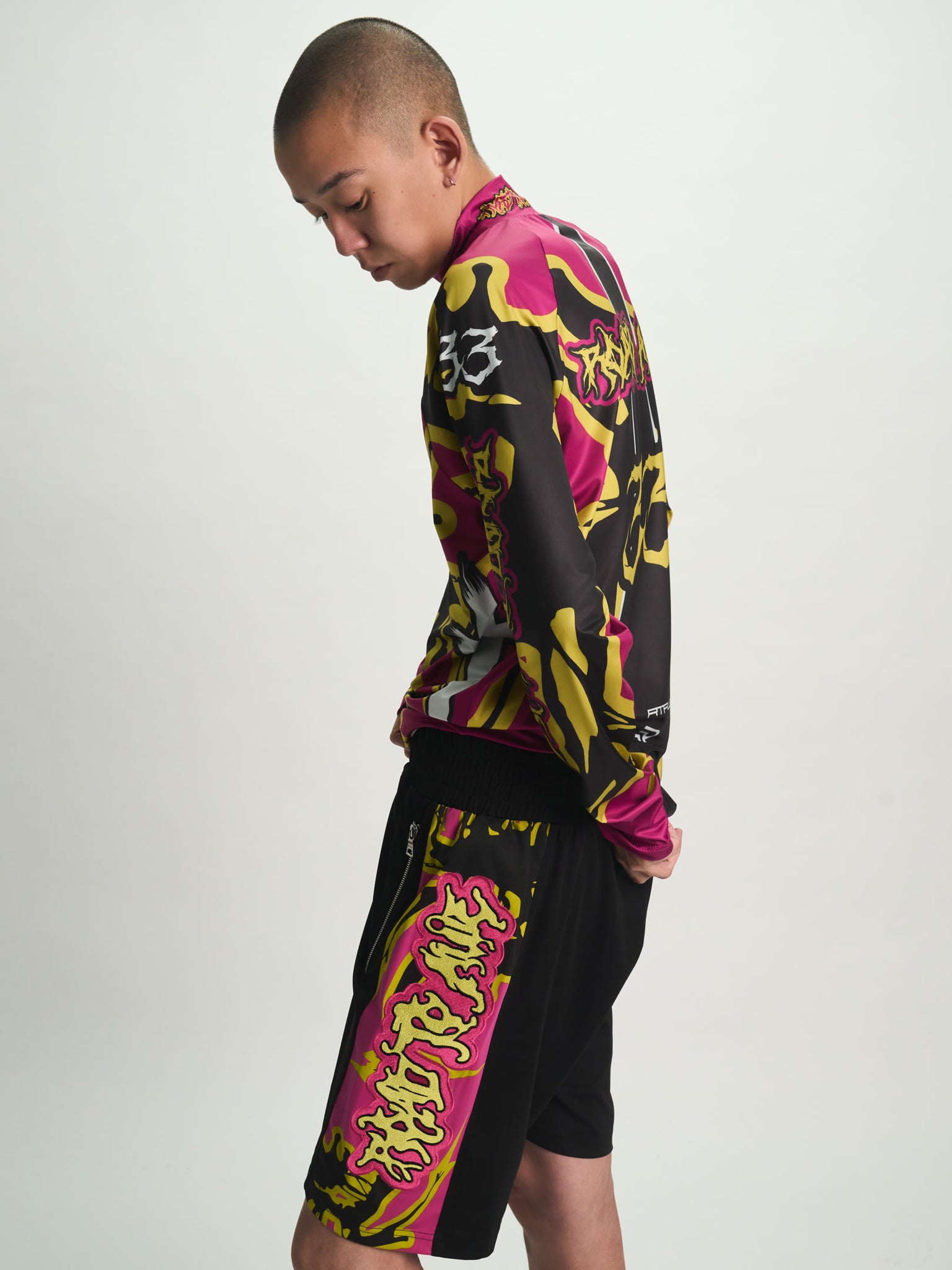 UDO BOXING SHORT | BLACK FUCHSIA BEETLE - Image 2