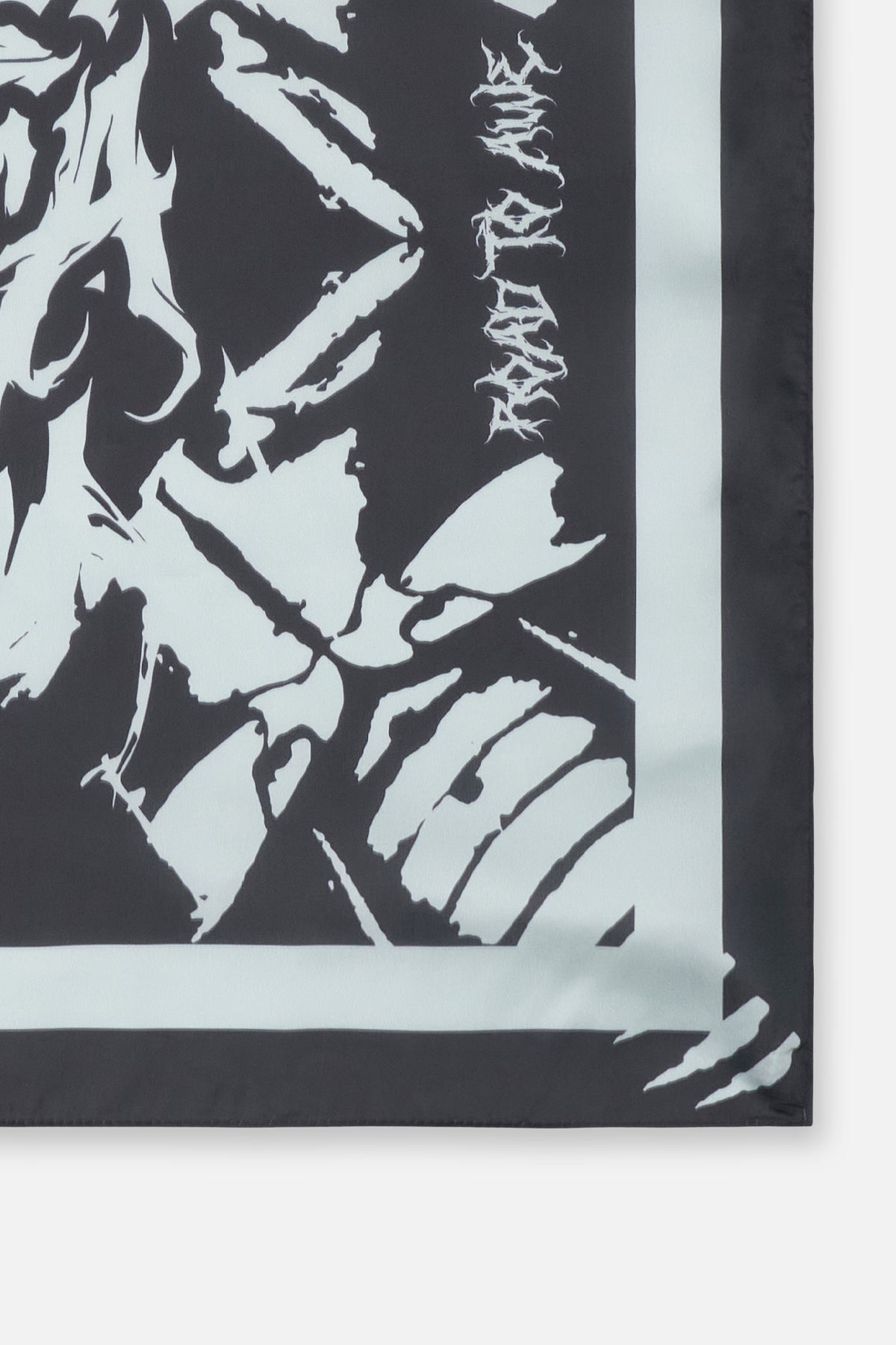 LEV BANDANA | BLACK SMOKE BEETLE - Image 3