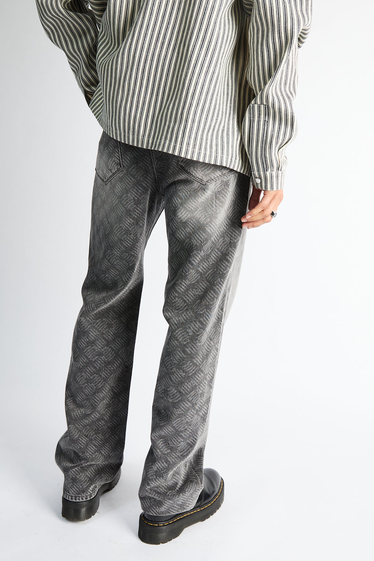 JONAS STRAIGHT LEG JEAN | ASH CHARCOAL METAL GRILL - Image 5