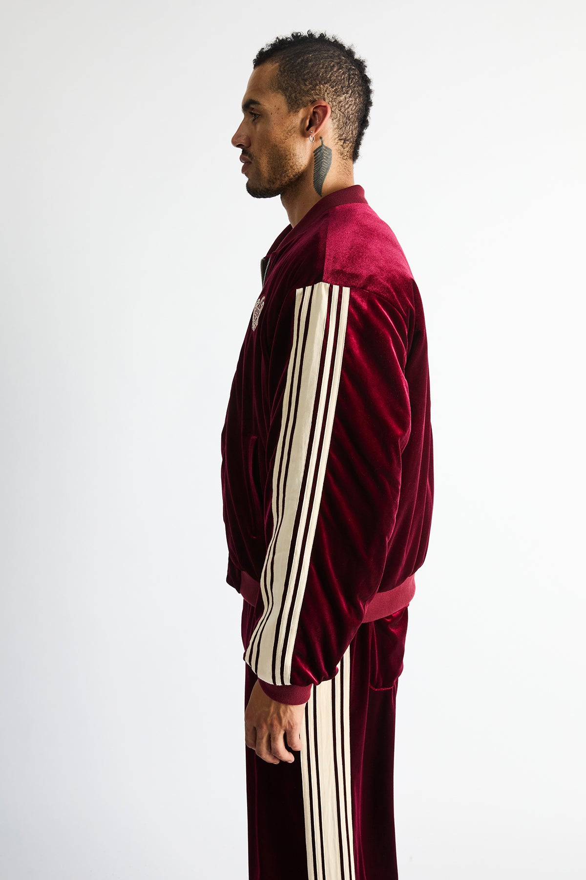 REI BOMBER HOODIE | BURGUNDY CREST - Image 5