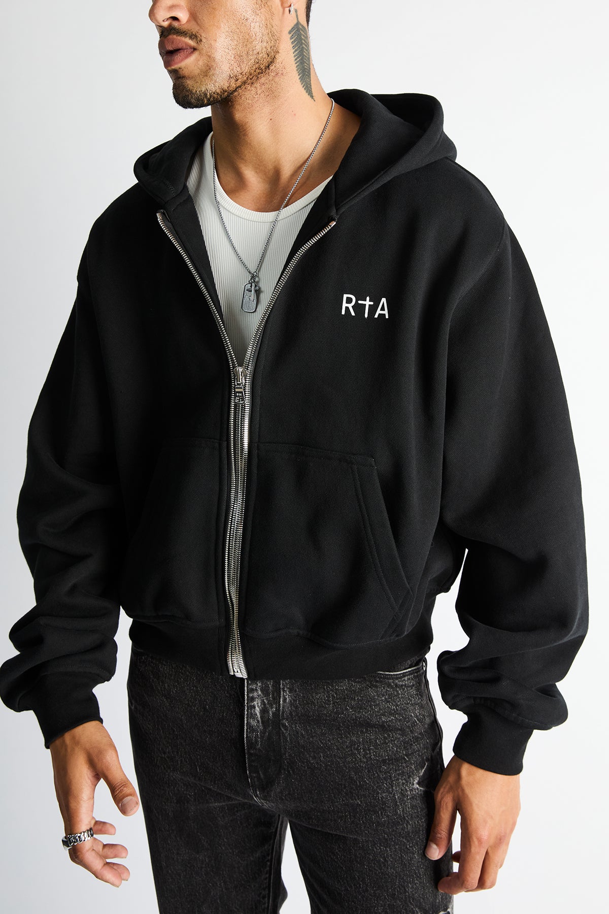 KAEN CROPPED ZIP UP HOODIE | BLACK LOGO - Image 2