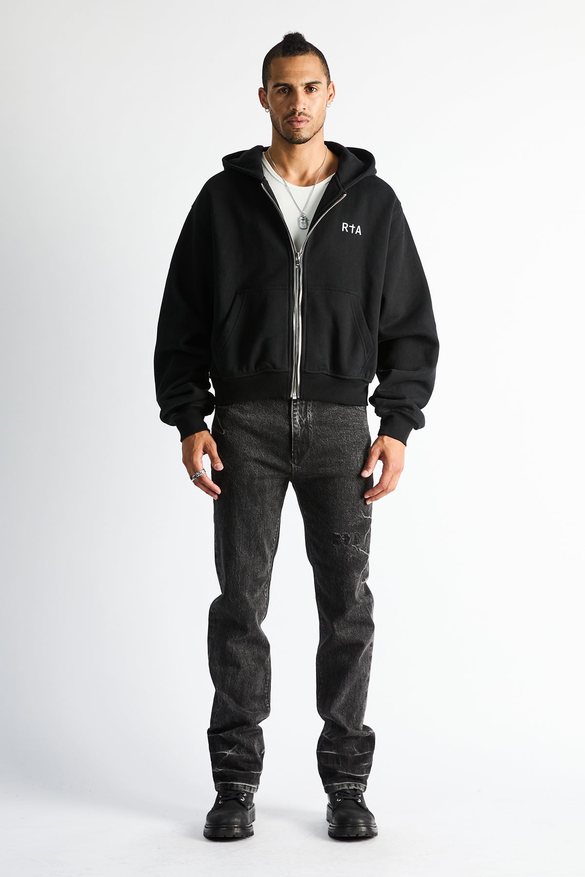 KAEN CROPPED ZIP UP HOODIE | BLACK LOGO - Image 4