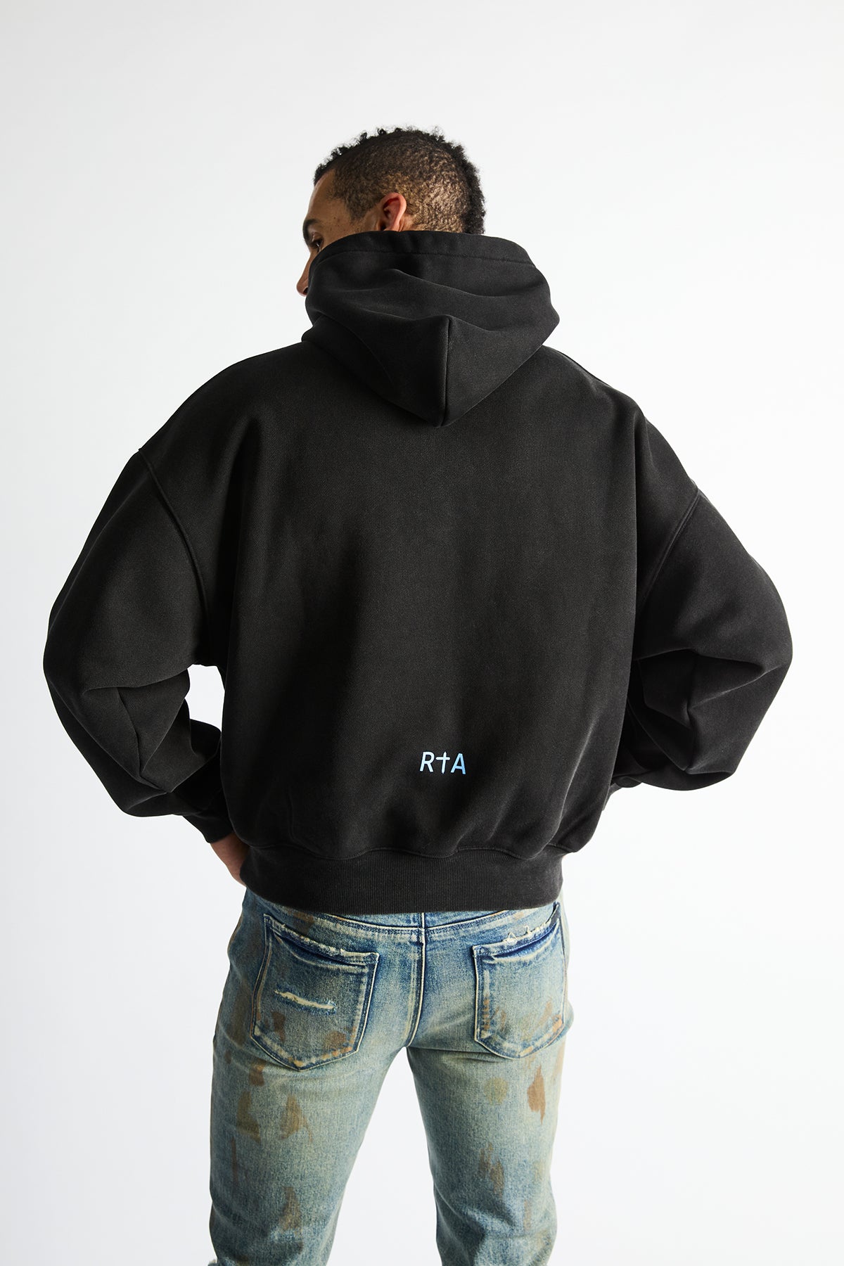 SAIREN CROPPED BOXY HOODIE | BLACK CURVA ULTRA - Image 3