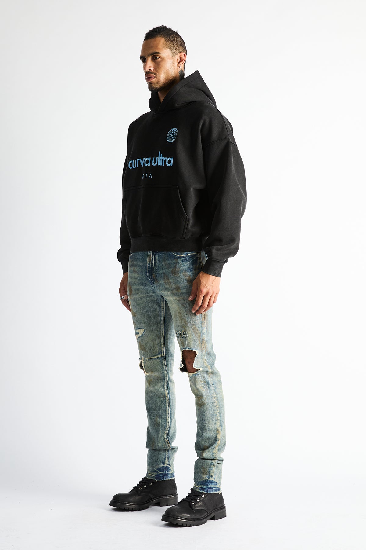 SAIREN CROPPED BOXY HOODIE | BLACK CURVA ULTRA - Image 5