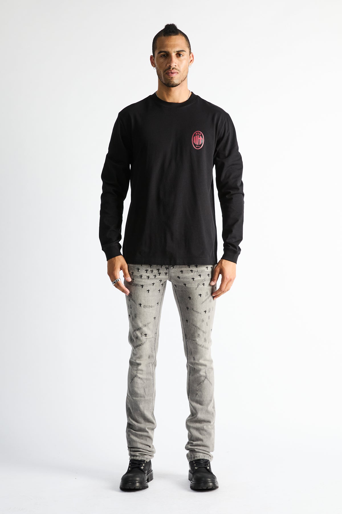 LAWRENCE LONG SLEEVE TEE | BLACK BALL PRINT - Image 4