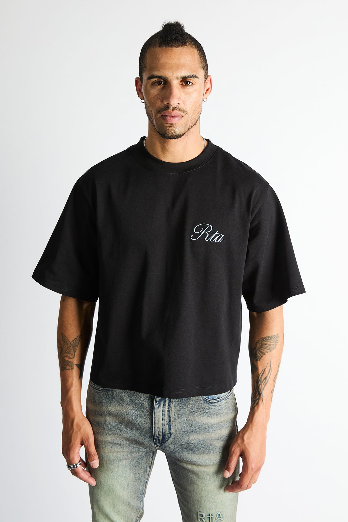AUSTIN CROPPED OVERSIZED TEE | BLACK NIF SCRIPT - Image 2