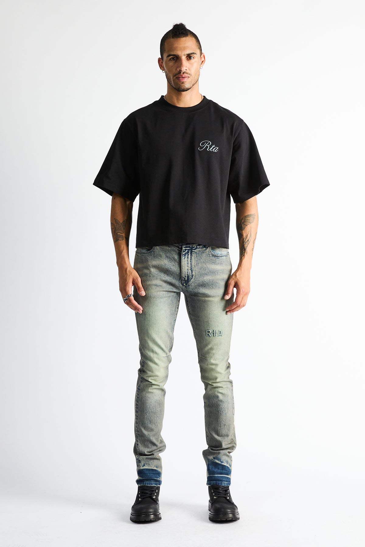 AUSTIN CROPPED OVERSIZED TEE | BLACK NIF SCRIPT - Image 4