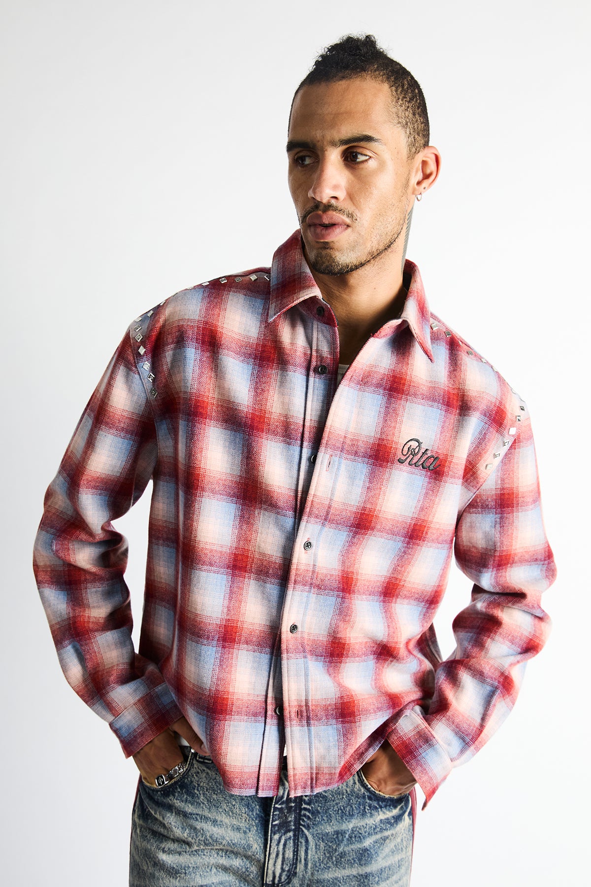 RYNOR CROPPED BUTTON UP SHIRT | RED PLAID - Image 2