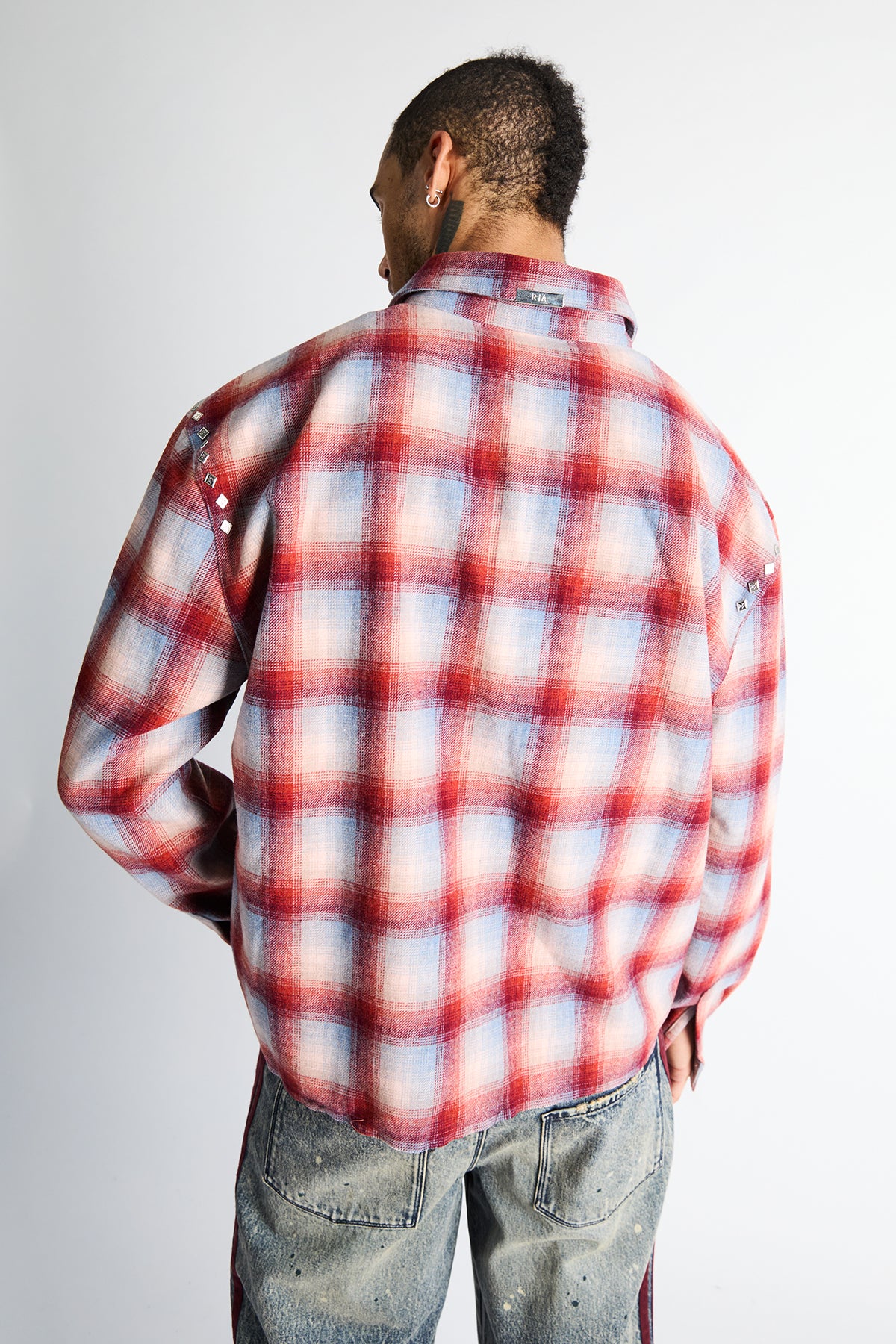 RYNOR CROPPED BUTTON UP SHIRT | RED PLAID - Image 3